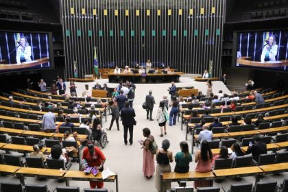 Câmara debate feminicídio e convidadas pedem votação de projeto que criminaliza misoginia
