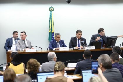 Médicos e psicólogos criticam mudanças na carteira de habilitação e defendem avaliação regular da saúde de motoristas