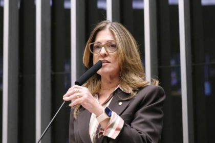 Comissão aprova projeto que permite programas de fidelidade com prazo maior para gestante