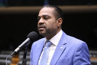 Comissão aprova alerta em rótulo sobre efeito de remédio em motoristas