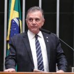 Comissão aprova projeto de lei que cria faixa preferencial para motos em capitais e rodovias