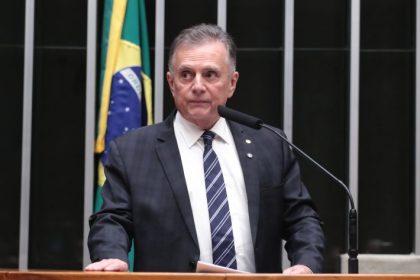 Comissão aprova projeto de lei que cria faixa preferencial para motos em capitais e rodovias