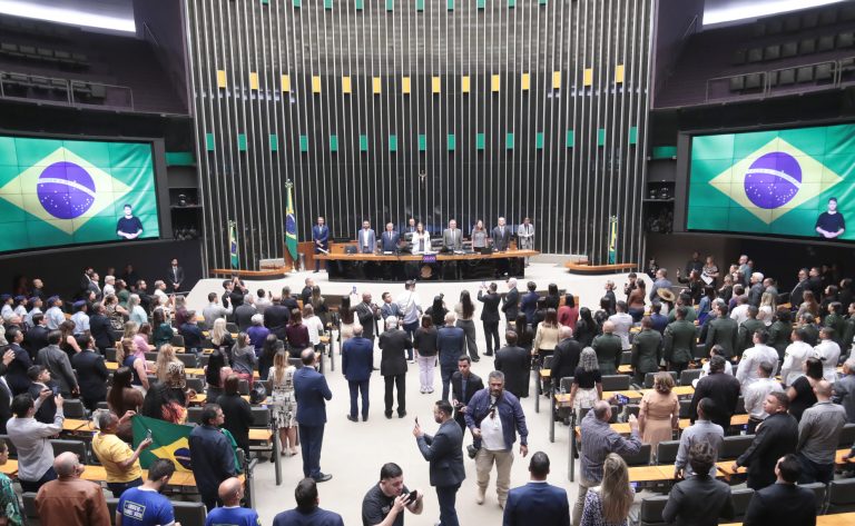 Câmara celebra aniversário de Brasília e destaca papel da capital na democracia