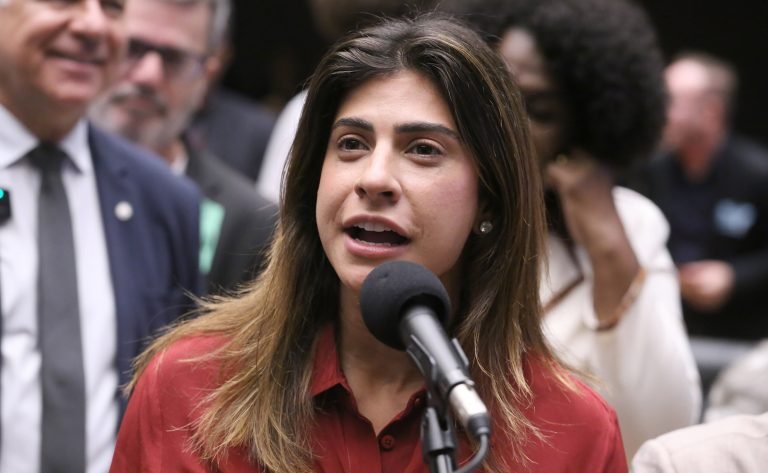 Comissão da Câmara aprova mudanças no pagamento por serviços ambientais com prioridade a comunidades vulneráveis
