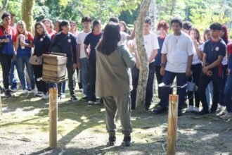 Estudantes da rede municipal participam de imersão em educação ambiental no instituto Soka Amazônia em Manaus