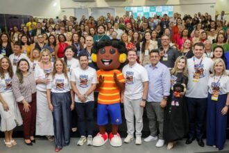 Prefeitura de Manaus lança projeto Mundo do Theo para promover inclusão escolar em 86 escolas municipais
