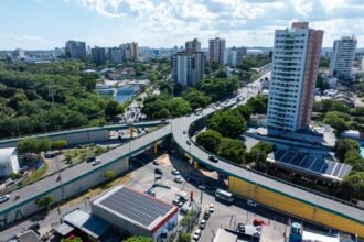 Prefeitura de Manaus executa reforma de viadutos e amplia intervenções artísticas em dez complexos viários