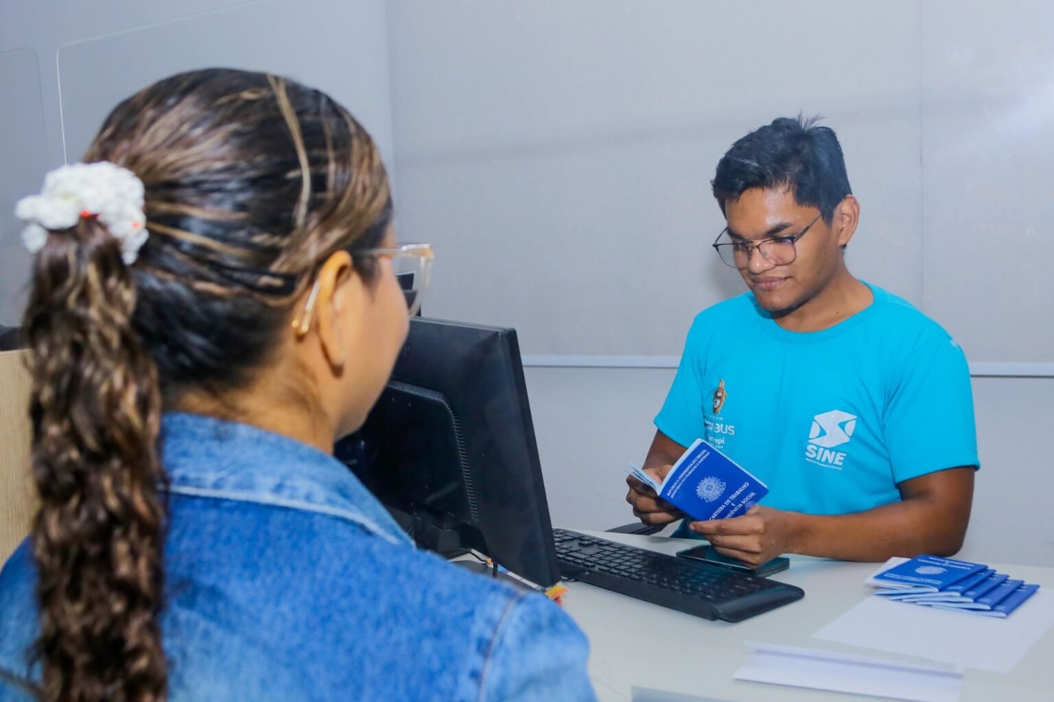 Prefeitura de Manaus pelo Sine Manaus oferece 620 vagas de emprego com atendimento presencial e cadastro