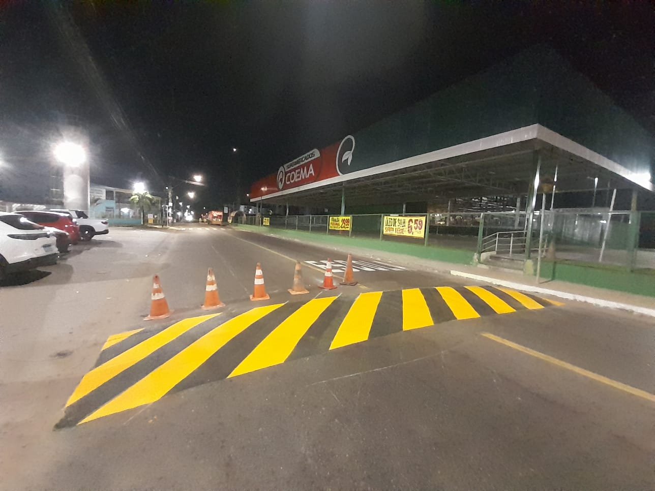 Prefeitura reforça sinalização viária em bairros de Manaus durante ação do IMMU no programa Manaus que a Gente Cuida
