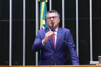 Projeto exige campanha informativa 90 dias antes de cobrança de pedágio em rodovia federal